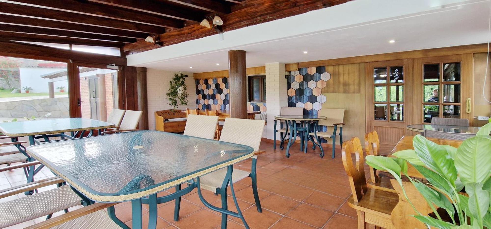 Cosma House Hotel Hinojedo Exterior photo